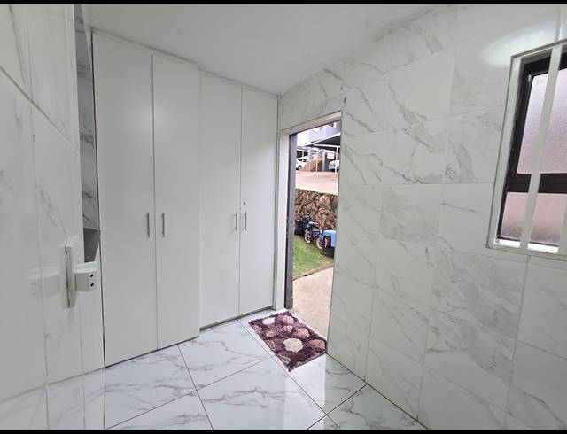 2 BEDROOM TOWNHOUSE FOR SALE IN RIDGEWAY